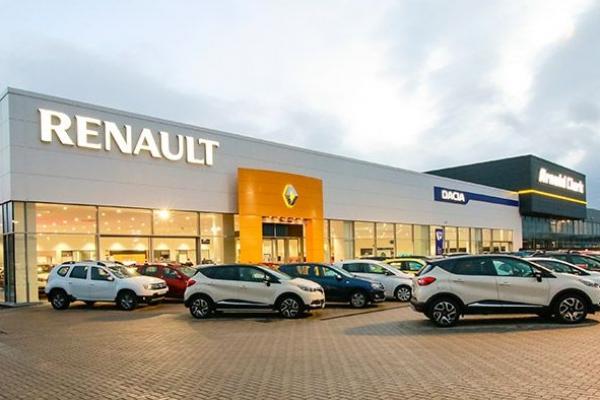 Dalam kasus tersebut, kata pihak Renault, sedang menelaah situasi tersebut untuk mencoba menemukan solusi.