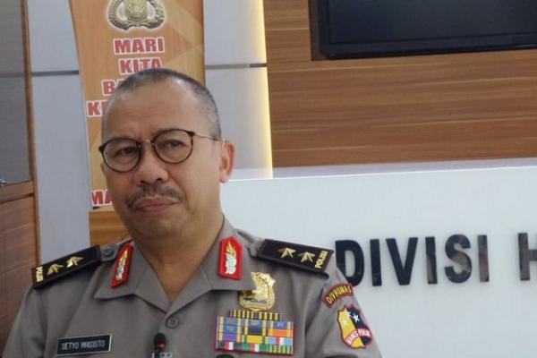 Dua anggota Polda Sulawesi Tenggara (Sultra) Bripda ZA dan Bripda F terancam dipecat dan dipidana jika terbukti melakukan penganiayaan terhadap juniornya Brigadir Dua Muh. Fathurrahman Ismail.