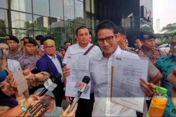 Pengusaha Sandiaga Uno yang juga Wakil Gubernur DKI Jakarta disebut memberi mahar sebesar Rp 500 miliar kepada Partai Amanat Nasional dan Partai Keadilan Sejahtera (PKS).