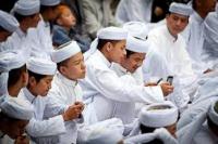 Tradisi Ziarah di Makam Sayyid Ajjal Saat Lebaran di China