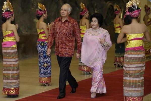 Najib mengungkapkan sebagian besar barang yang disita adalah hadiah dari teman, pejabat asing, termasuk bangsawan dalam berbagai kunjungan resmi
