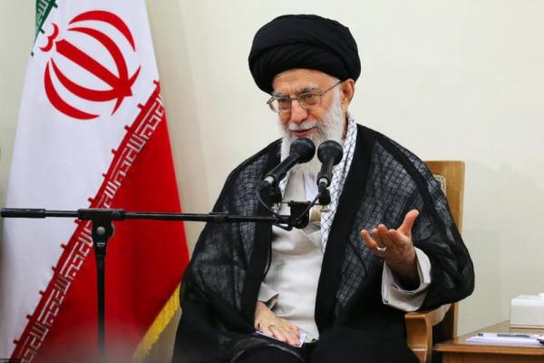Khamenei mengatakan AS telah gagal menegaskan dominasinya atas Iran pasca Revolusi Islam di negara tersebut pada 1979 silam.