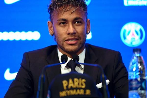 Neymar Ogah Tinggalkan PSG sebelum Juara Liga Champions