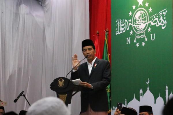 Jokowi menyampaikan bahwa pesantren NU punya kesan tersendiri di matanya.
