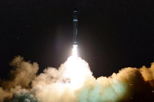 Kementerian unifikasi Korea Selatan mengatakan pihaknya tidak menganggap uji coba rudal jarak jauh terbaru Korea Utara melintasi garis merah.