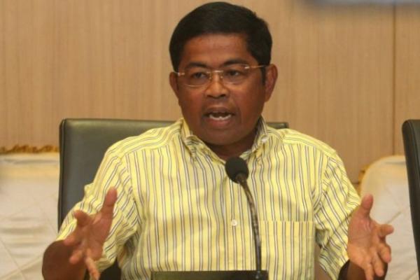 Mantan Menteri Sosial Idrus Marham sebagai tersangka kasus suap PLTU Riau-1 menyatakan siap untuk langsung ditahan Komisi Pemberantasan Korupsi (KPK).
