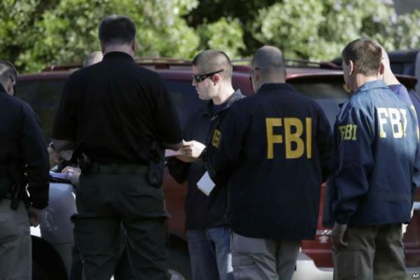 Polisi mencurigai paket bom pipa yang ditujukan untuk sejumlah pejabat tinggi AS, aktor, dan kantor media berasal dari Florida.