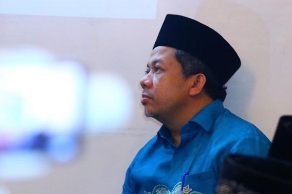Wakil Ketua DPR Fahri Hamzah membeberkan salah satu dosa pemerintahan Presiden Jokowi. Apa dosa Jokowi menurut Fahri?