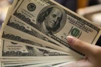 Dolar Menguat Dekati Tertinggi 20 Tahun