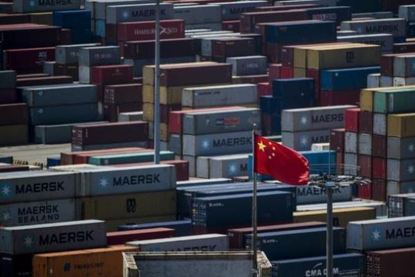 Pejabat AS merilis daftar ribuan impor China yang akan dikenakan tarif, termasuk ratusan produk makanan serta tembakau, bahan kimia, batu bara, baja dan aluminium.