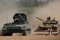 Pertama Kali Rusia Latihan Militer sejak Uni Soviet Bubar