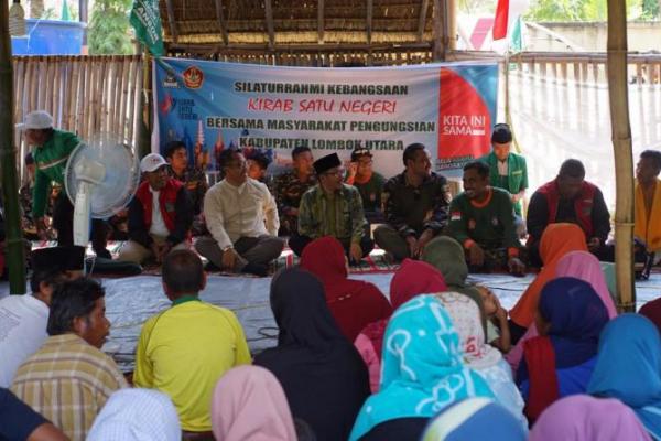 Di depan tim Kirab Satu Negeri dan masyarakat Najmul juga menyampaikan perkembangan penanganan korban gempa.