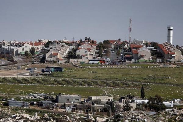 Pembangunan yang direncanakan akan mendorong ganjalan di jantung kesinambungan perkotaan Palestina antara Ramallah dan Yerusalem Timur, sehingga mencegah pembentukan negara Palestina.