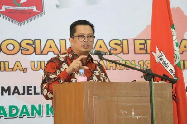 Wakil Ketua MPR RI Mahyudin mengingatkan seluruh elemen bangsa agar waspada terhadap tantangan kebangsaan internal yang sekarang tengah dihadapi bangsa Indonesia.  