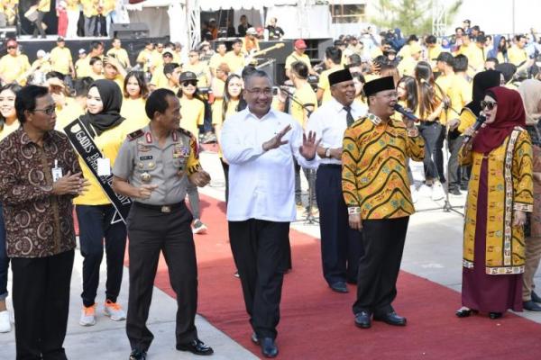 Provinsi Bengkulu masih pada urutan ke-9 ekonomi di Pulau Sumatera. Ia yakin, dalam waktu dekat Bengkulu akan menjadi Provinsi maju.