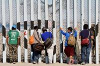 Kamala Harris Peringatkan Imigran Ilegal: Jangan Datang!