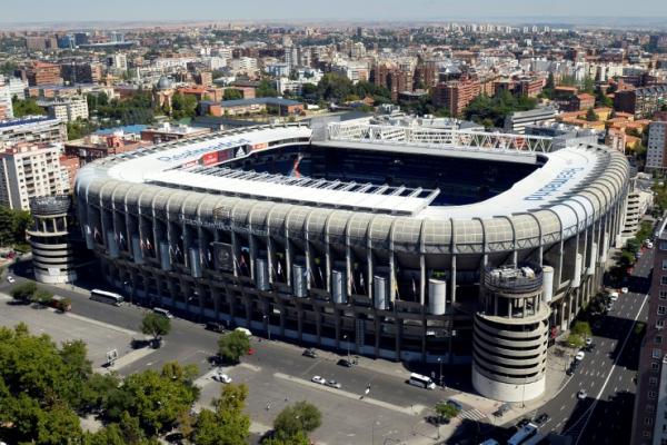 Spanyol memutuskan untuk menggunakan markas Real Madrid, Santiago Bernabeu, sebagai tempat pusat penyimpanan alat medis guna memerangi virus corona baru (Covid-19).