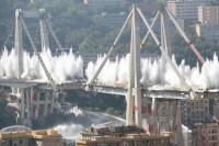 Italia Hancurkan Sisa-sisa Jembatan Runtuh di Genoa