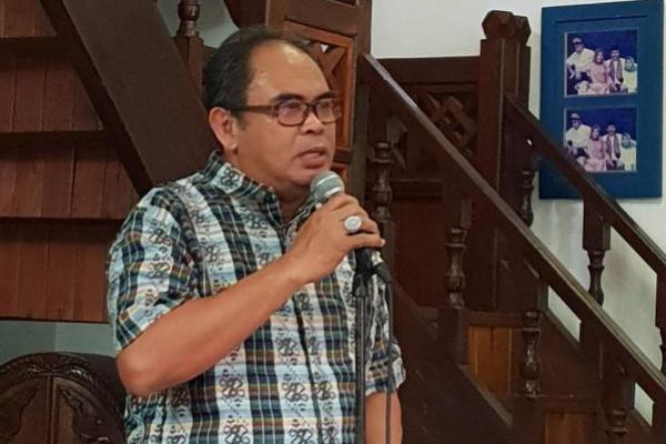 Ketua Forum Alumni Perguruan Tinggi Se-Idonesia, Andi Razak Wawo mengatakan beberapa faktor menjadi penyebab buruknya kinerja perusahaan Badan Usaha Milik Negara (BUMN).