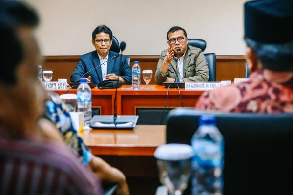 DPD RI mengupayakan rencana pemekaran Daerah Otonomi Baru (DOB) bagian selatan Kabupaten Pesisir Selatan, Sumatera Barat dengan nama Renah Indojati.