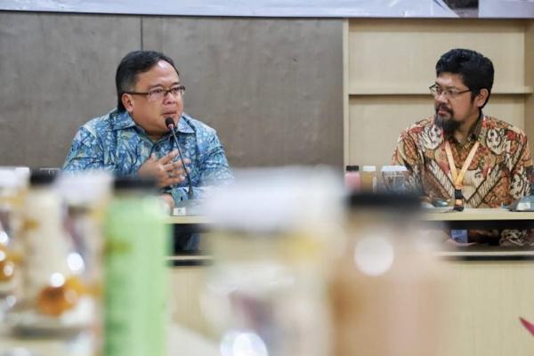 Menteri Riset dan Teknologi/Kepala Badan Riset dan Inovasi Nasional (Menristek/BRIN) Bambang Brodjonegoro mengumumkan 139 proposal penerimaan pendanaan tahap kedua Konsorsium Riset dan Inovasi Covid-19.