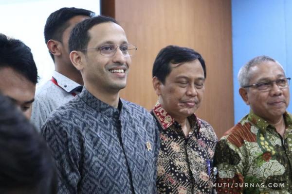 Nadiem menyebut ketiga organisasi masyarakat (ormas) tersebut telah berjasa di dunia pendidikan, bahkan sebelum Indonesia merdeka.