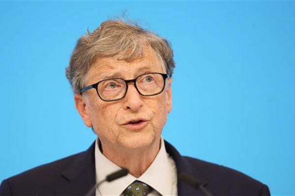 Gates mengaku berencana mendedikasikan lebih banyak waktu untuk Yayasan Bill dan Melinda Gates.