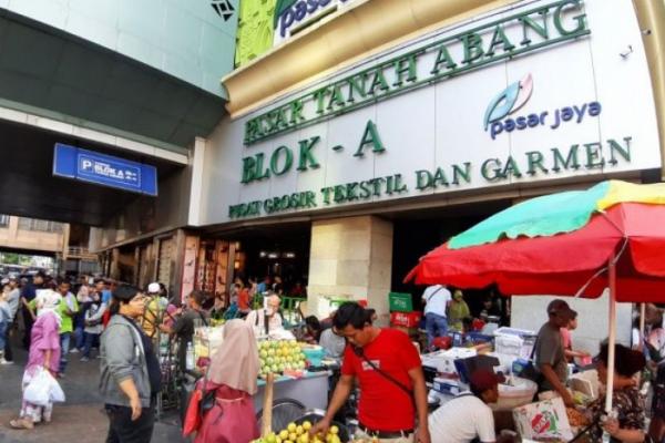 Penundaan pembukaan kembali Pasar Tanah Abang berdasarkan Surat Keputusan Gubernur Provinsi DKI Jakarta Nomoe 361 Tahun 2020