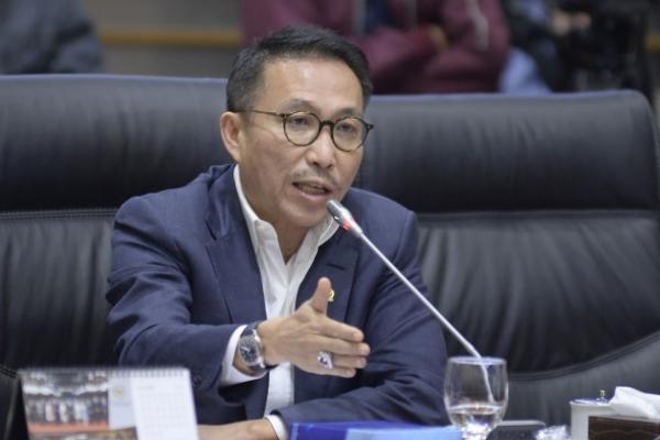 Ketua Komisi III DPR, Herman Herry mengapresiasi Kabareskrim dan Kasatgassus Polri yang menggagalkan penyelundupan narkoba jenis sabu di Sukabumi, Jawa Barat, Rabu (3/6).