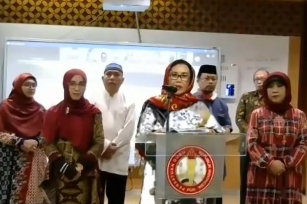 Persatuan Guru Republik Indonesia (PGRI) memaparkan sejumlah pekerjaan rumah di dunia pendidikan Tanah Air, dalam peringatan Hari Pendidikan Nasional (Hardiknas) 2021.