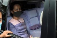 Aung San Suu Kyi Dipindahkan ke Sel Isolasi di Penjara