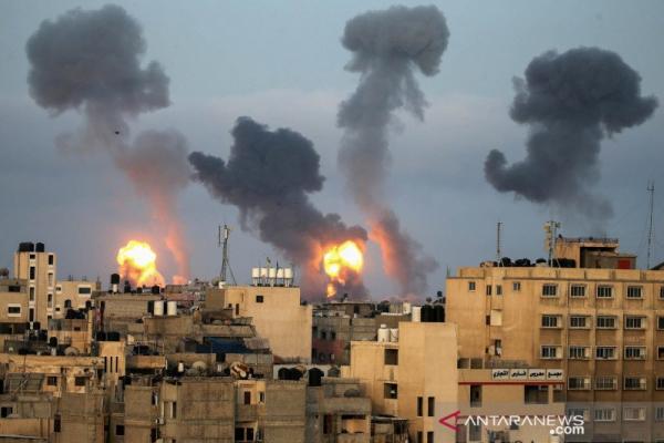 Israel menyetujui gencatan senjata dengan kelompok perlawanan Palestina (Hamas) di Gaza.