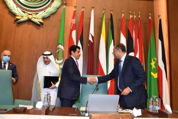 Qatar menyerahkan kursi kepresidenan Liga Arab kepada Kuwait menjelang pertemuan kelompok berikutnya yang diagendakan pada Kamis mendatang.