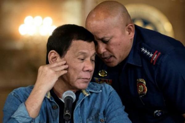 Pengusaha miliarder dan penggalangan dana politik yang dekat dengan Presiden Filipina Rodrigo Duterte, Manuel Villar, mengambil alih frekuensi siaran yang digunakan oleh jaringan televisi terbesar ABS-CBN. Hal ini meningkatkan kekhawatiran kebebasan media di Filipina.