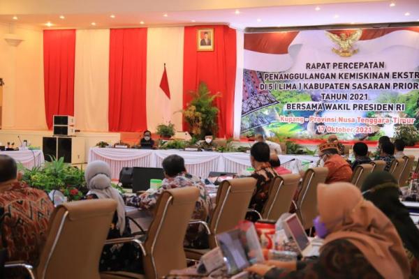 Adapun 5 kabupaten di NTT yang menjadi prioritas pengurangan kemiskinan ektrem yaitu Kabupaten Sumba Timur, Kabupaten Timor Tengah Selatan, Kabupaten Rote Ndao, Kabupaten Sumba Tengah, dan Kabupaten Sumba Tengah.