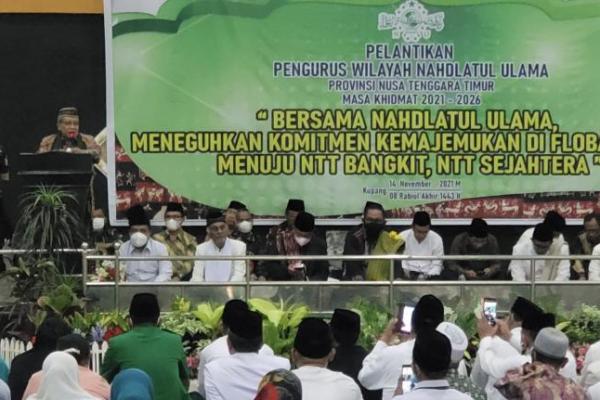 Pelantikan Pengurus Wilayah Nahdlatul Ulama (PWNU) Nusa Tenggara Timur berlangsung khidmat di aula Asrama Haji Kupang, Ahad (14/11) sore.
