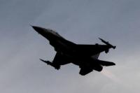 Jet Tempur F-16 Tercanggih Taiwan Nyemplung ke Laut
