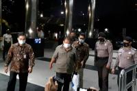 Terjaring OTT, Bupati Langkat Tiba di Gedung KPK Jakarta
