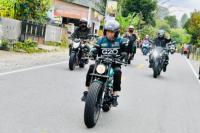 Naik Motor dari Toba ke Simalungun, Jokowi: Segar...!