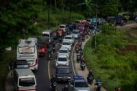 Kendaraan di Jalur Bandung - Cianjur Kembali Tersendat