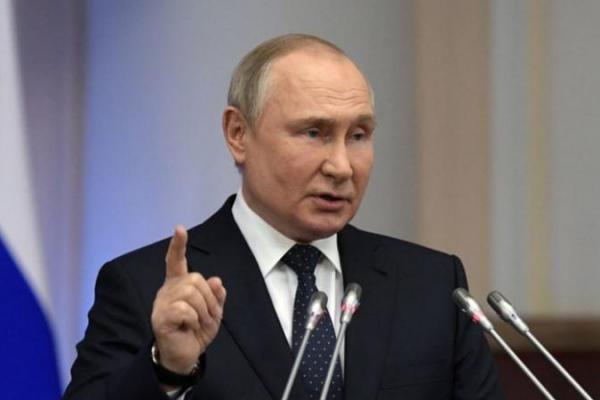 Presiden Putin lanjutkan tekadnya operasi militer khusus di Ukraina.