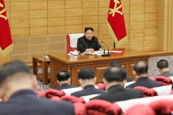Darurat COVID-19, Kim Jong Un Perintahkan Militer untuk Stabilkan Pasokan Obat