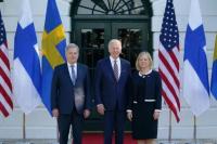 Biden Sebut Finlandia dan Swedia Bikin NATO Semakin Kuat