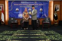 Hadir Di Acara Bicara Buku, Siti Fauziah Tegaskan Pancasila Mampu Kokohkan NKRI