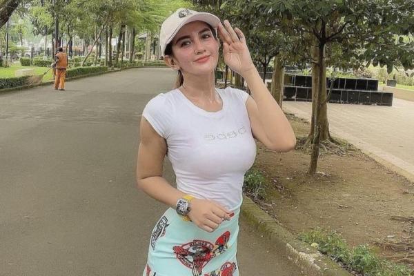 Kisah Si Cantik Dian Conceicao, Bintang FTV Banting Stir Jadi Pelatih Line Dance