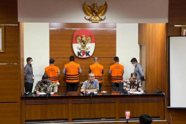 KPK Tetapkan Kepala BPK Sulawesi Tenggara Tersangka Penerima Suap